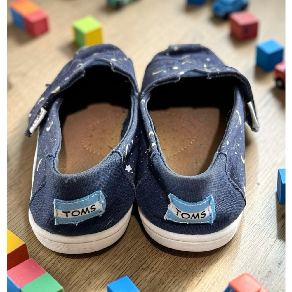 TOMS Alpargatas Blue Moon Stars Slip on Shoes Youth Size 9 Toddler Unisex - Picture 5 of 6